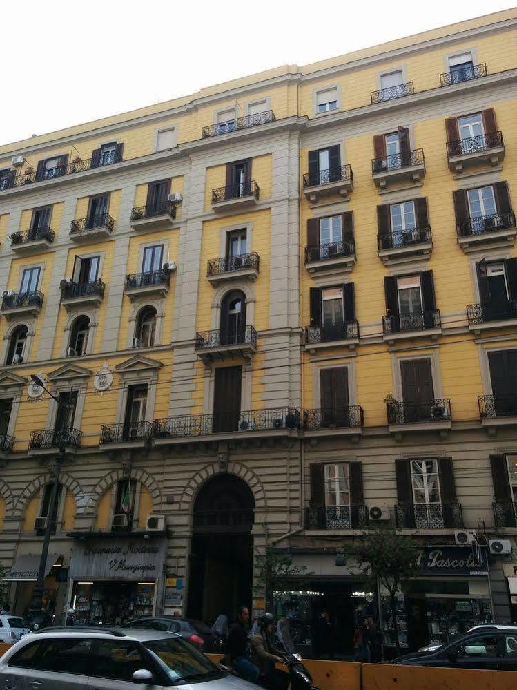 Be Italian Flat Bovio Affittacamere