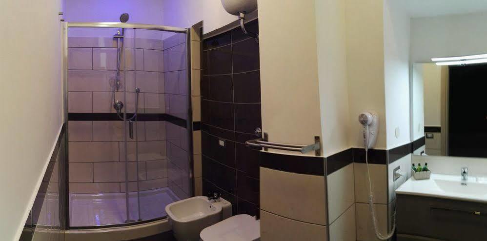 Be Italian Flat Bovio Affittacamere 3*